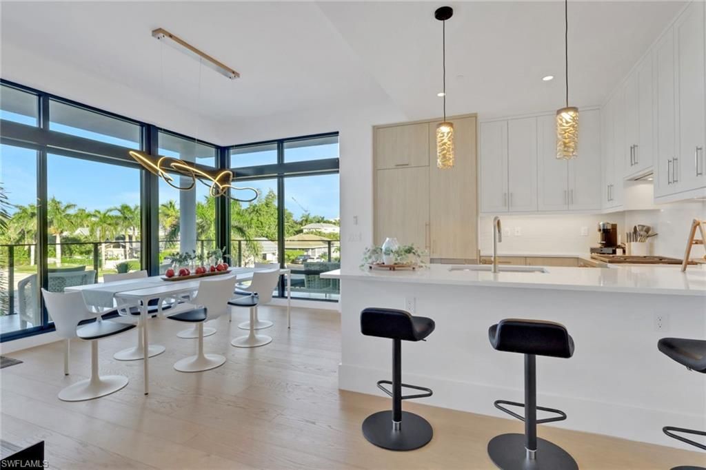 850 Central Ave, Unit 205, Naples, FL 34102 Photo