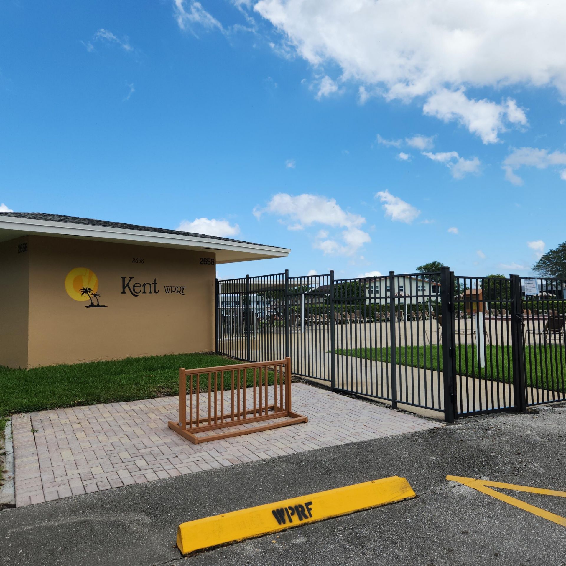 173 Kent J, West Palm Beach, FL 33417 Photo