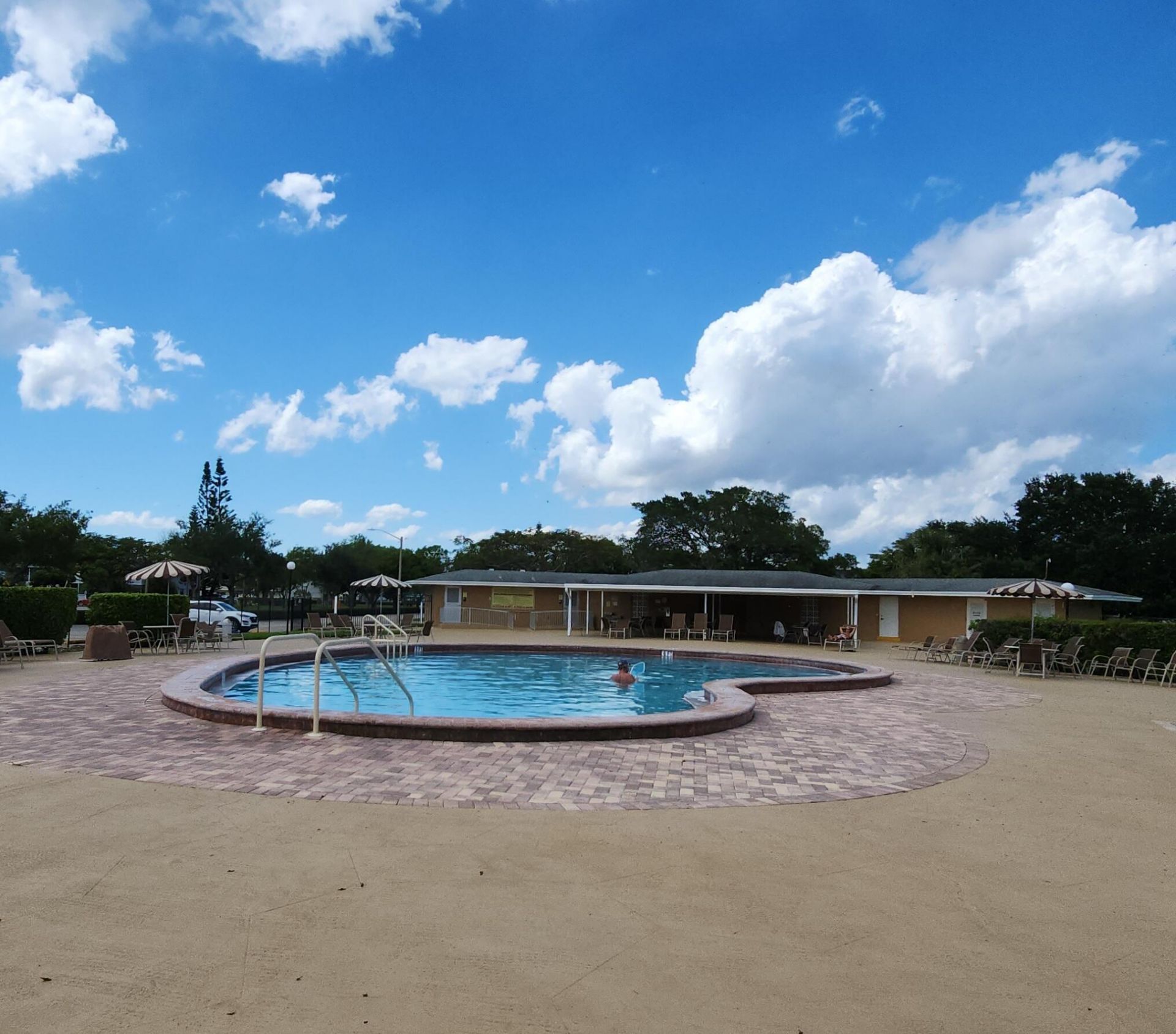 173 Kent J, West Palm Beach, FL 33417 Photo