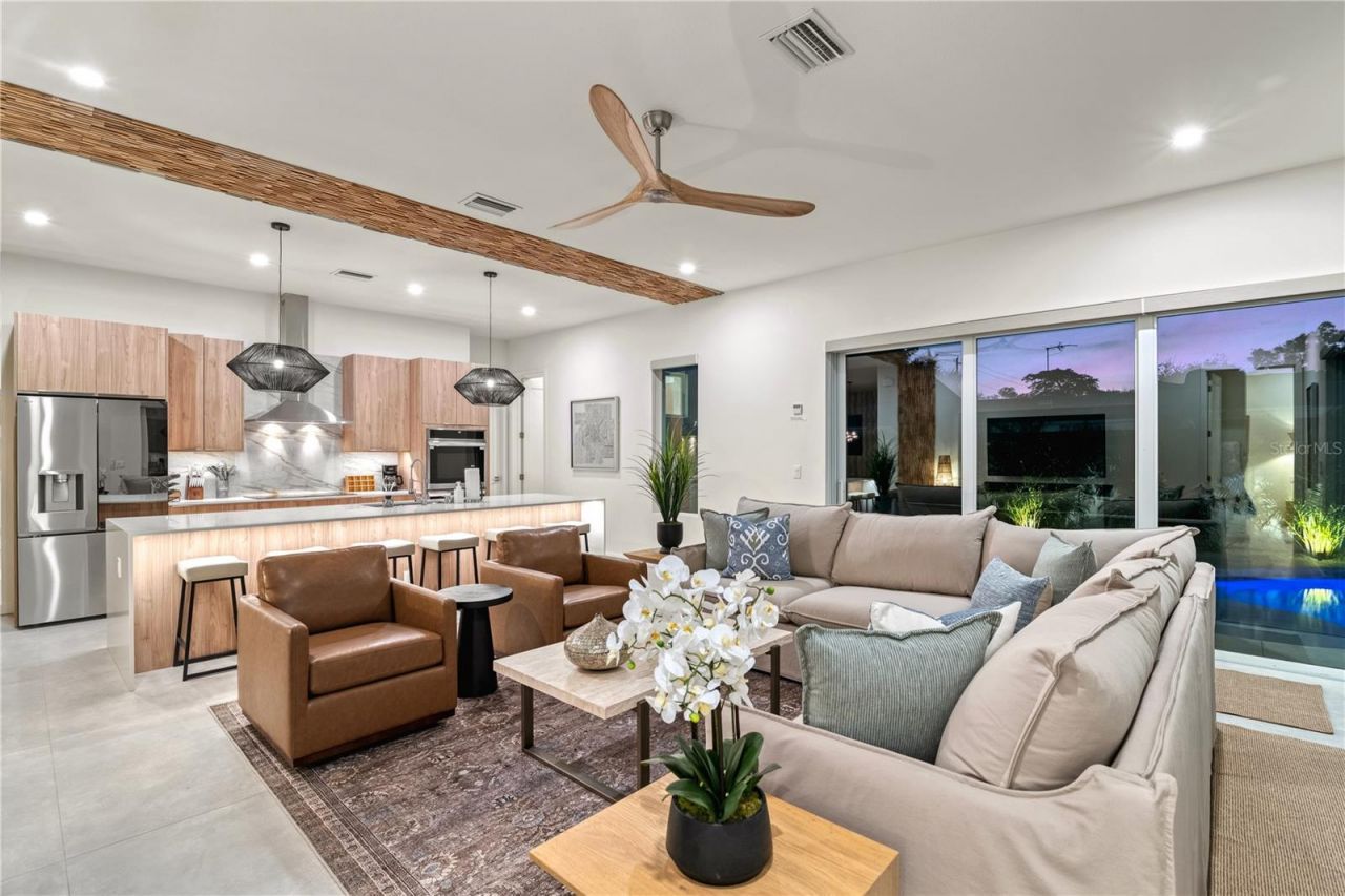 2163 Waldemere Street, Sarasota, FL 34239 Photo