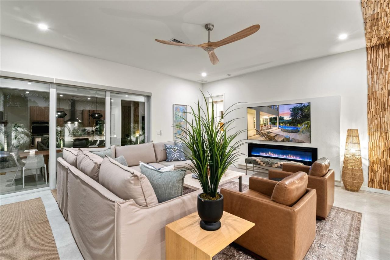 2163 Waldemere Street, Sarasota, FL 34239 Photo