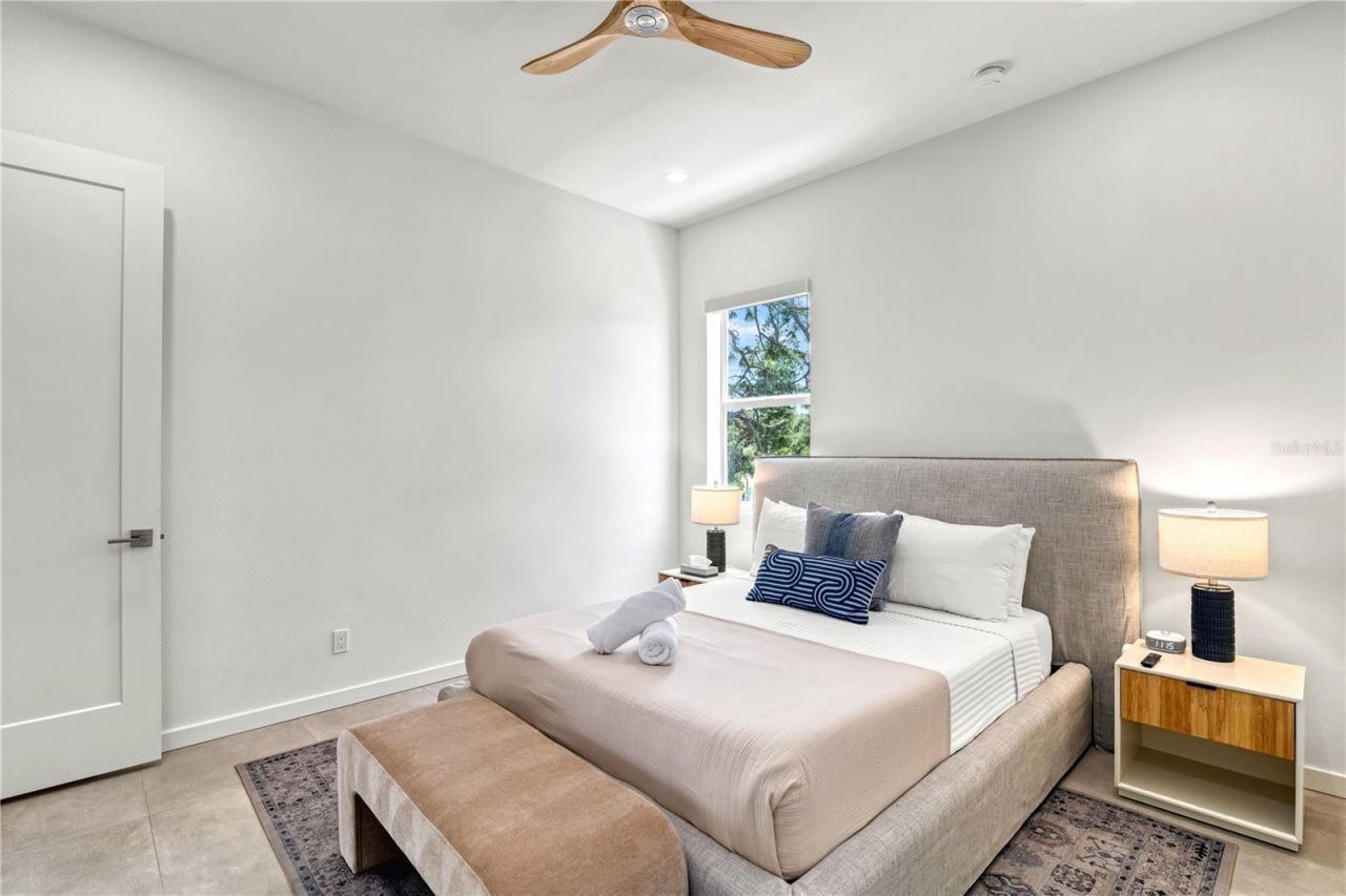 2163 Waldemere Street, Sarasota, FL 34239 Photo