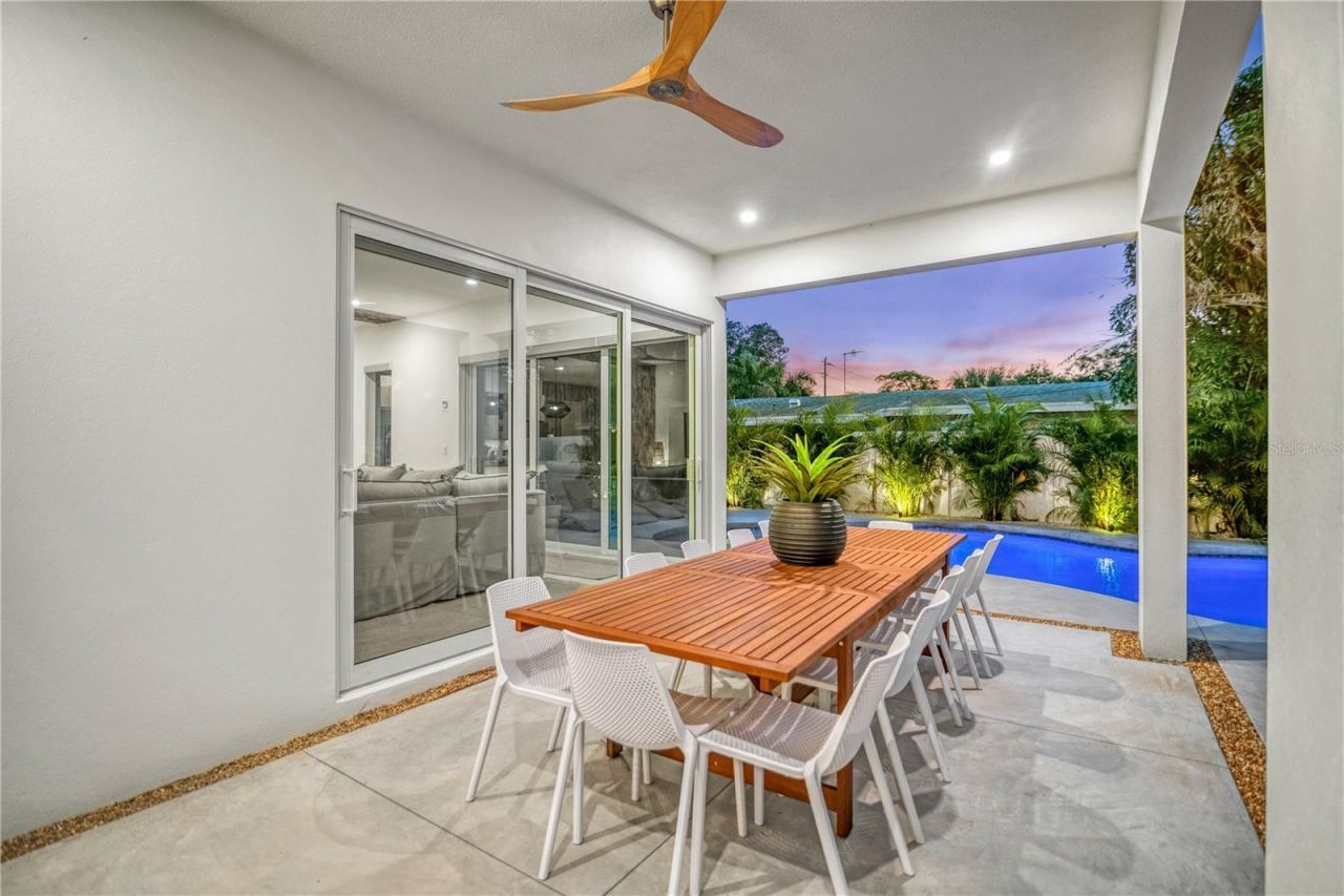 2163 Waldemere Street, Sarasota, FL 34239 Photo