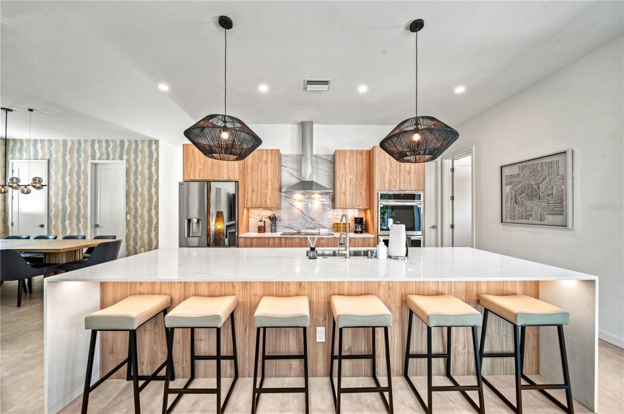 2163 Waldemere Street, Sarasota, FL 34239 Photo