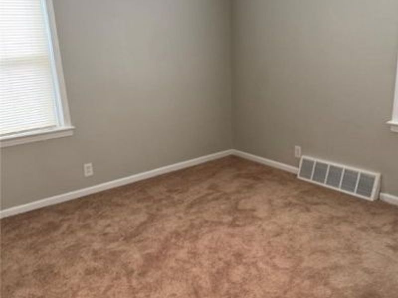 16120 Harvard Avenue, Cleveland, OH 44128 Photo 16