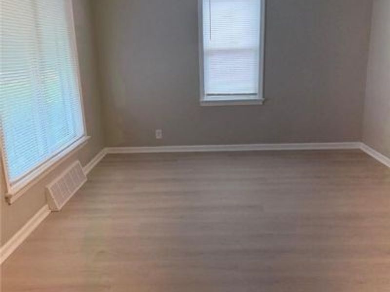 16120 Harvard Avenue, Cleveland, OH 44128 Photo 3