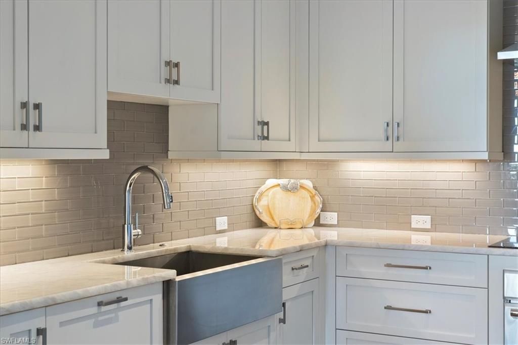 1035 3rd Ave S, Unit 401, Naples, FL 34102 Photo