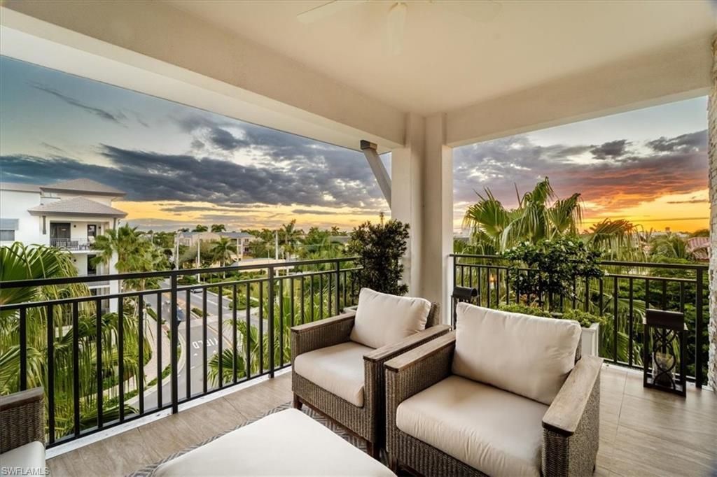 1035 3rd Ave S, Unit 401, Naples, FL 34102 Photo