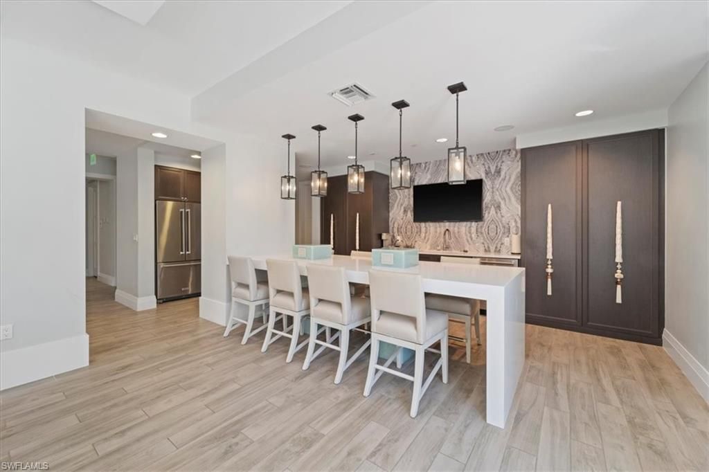 1035 3rd Ave S, Unit 401, Naples, FL 34102 Photo