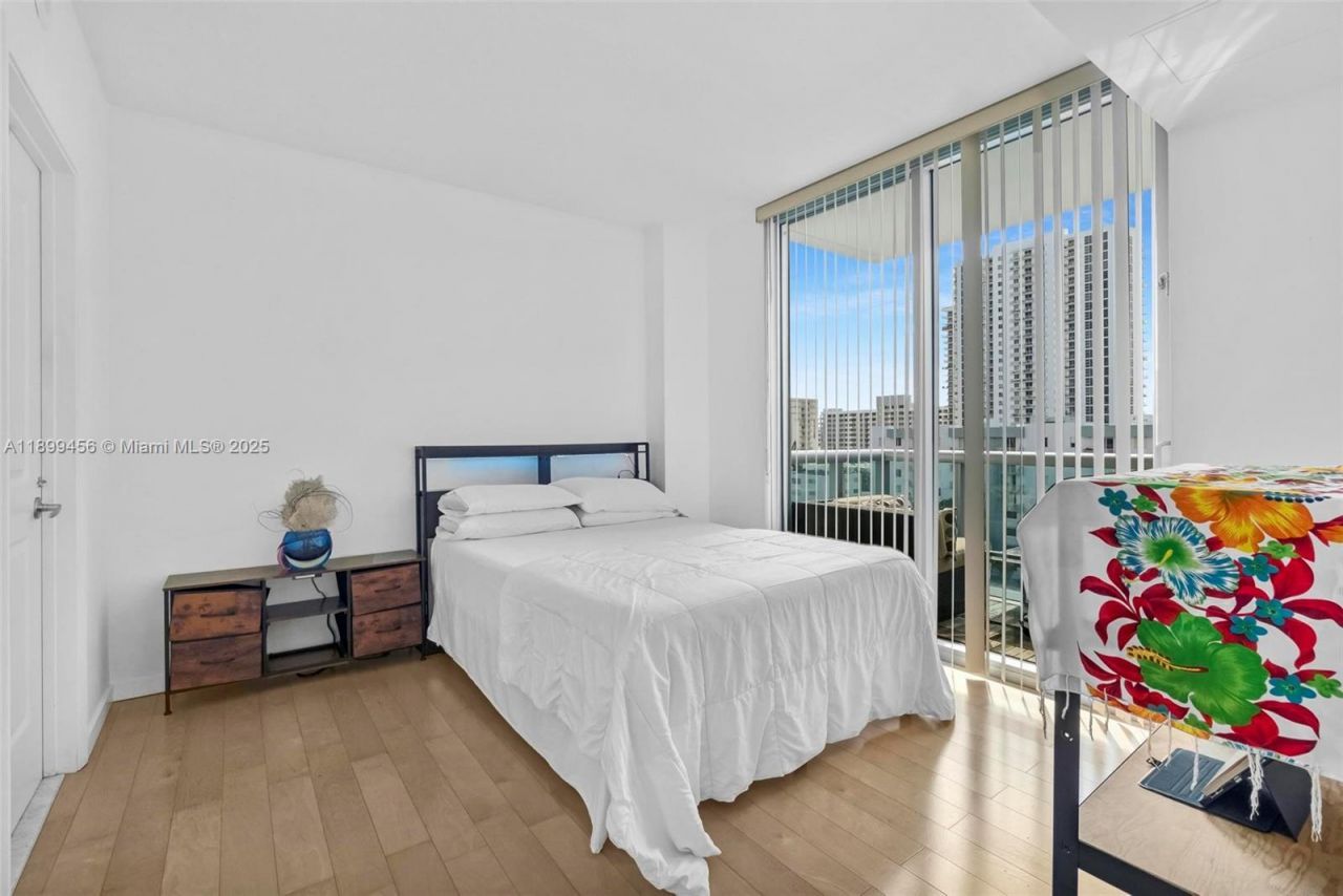 333 NE 24th St, Unit 812, Miami, FL 33137 Photo