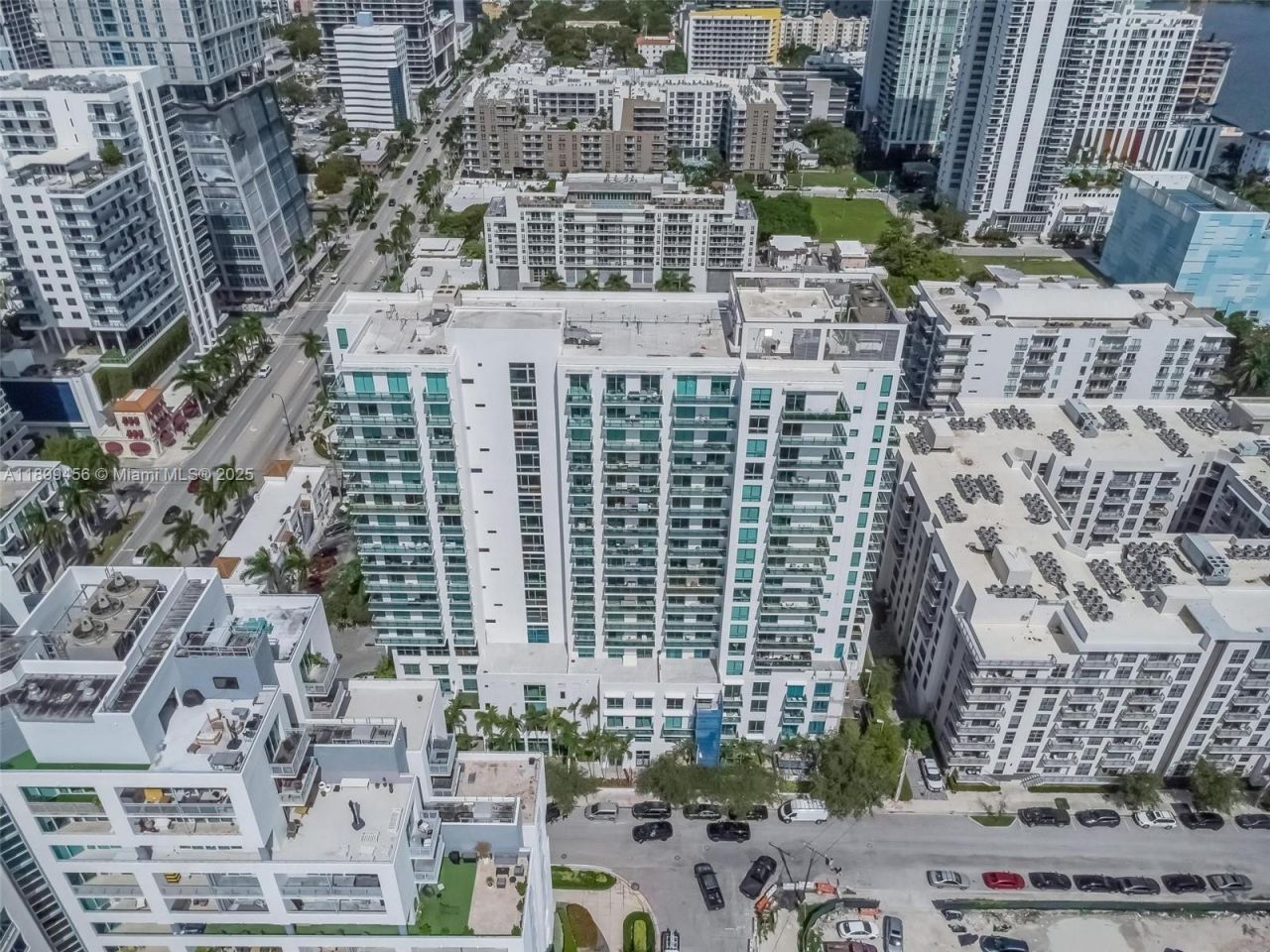 333 NE 24th St, Unit 812, Miami, FL 33137 Photo