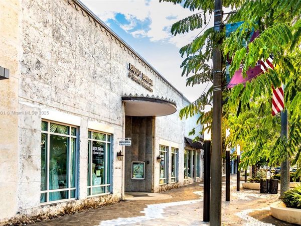 348 Miracle Mile, Coral Gables, FL 33134