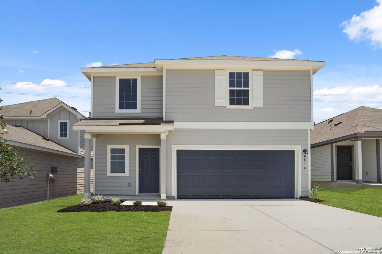 8818 Black Oak Drive, Elmendorf, TX 78112 Main Photo