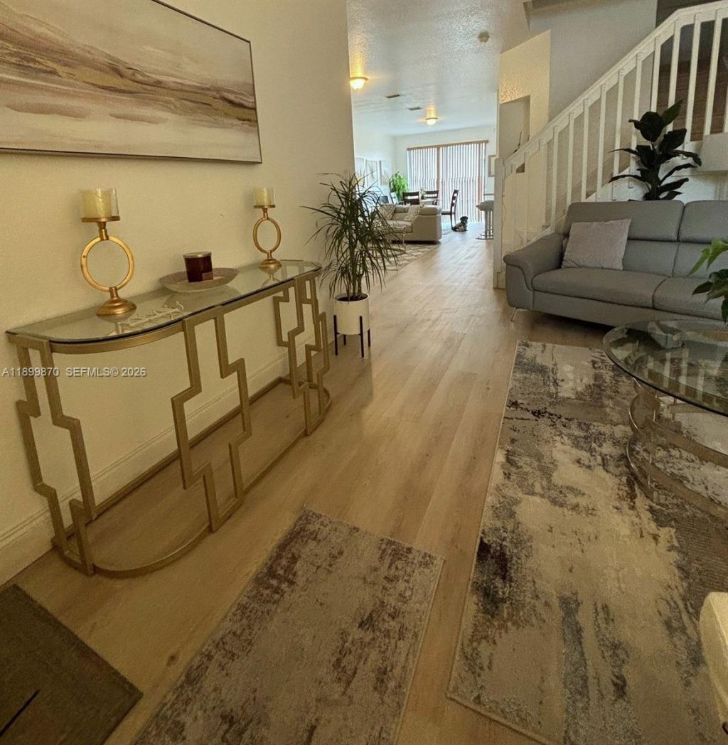 12515 SW 124th Path, Miami, FL 33186 Photo