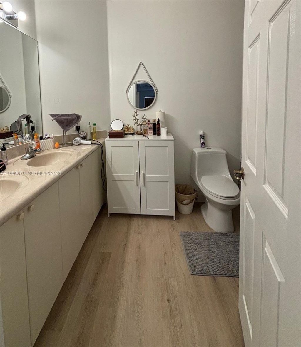 12515 SW 124th Path, Miami, FL 33186 Photo