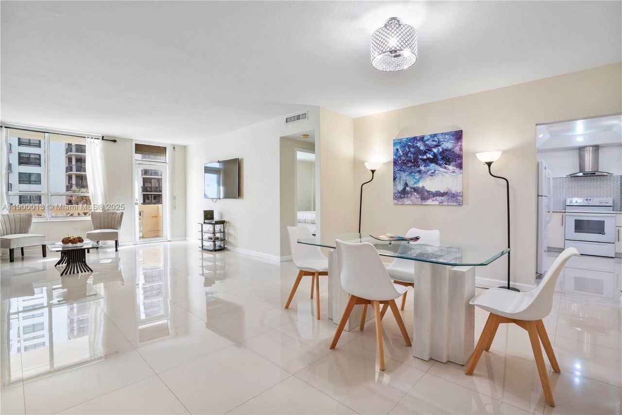 10185 Collins Ave, Unit 515, Bal Harbour, FL 33154 Photo