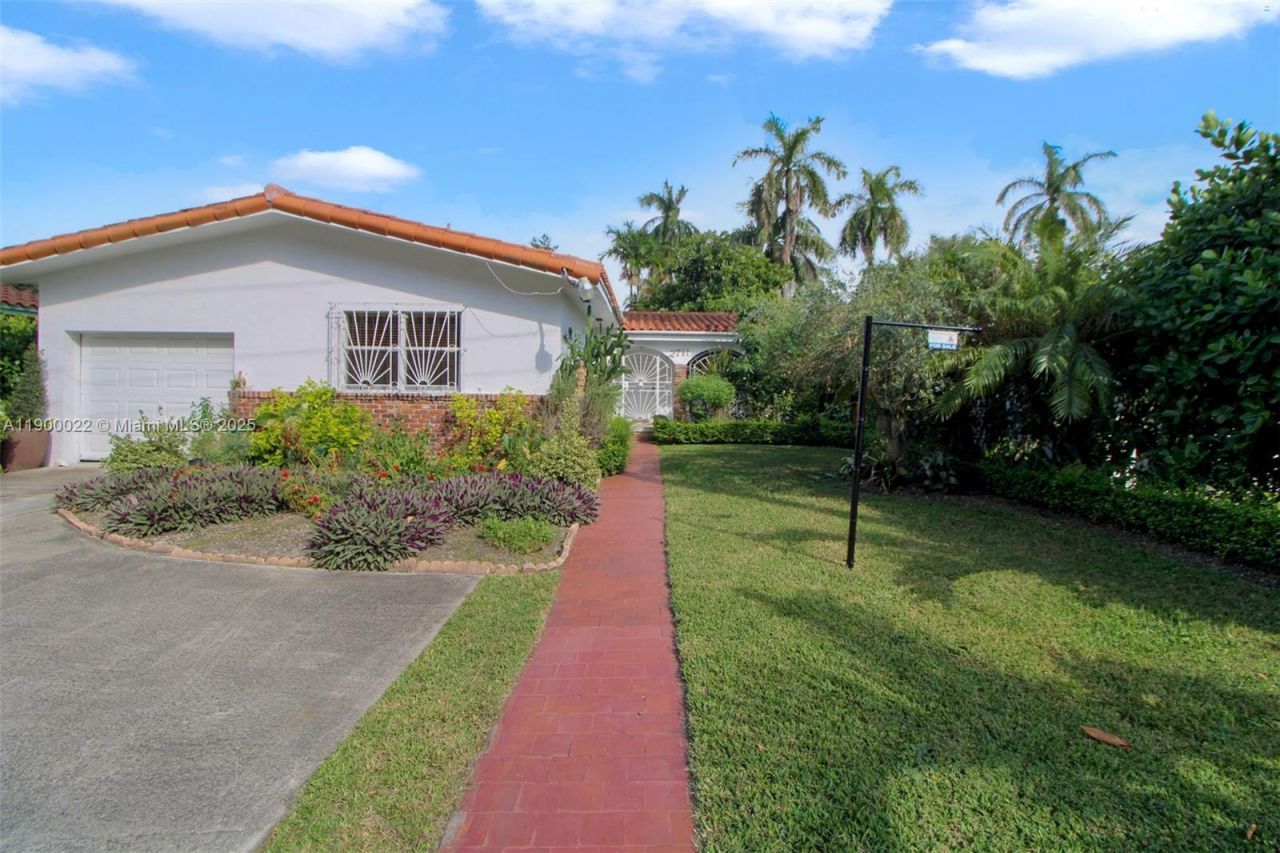 2711 Red Rd, Coral Gables, FL 33155 Photo