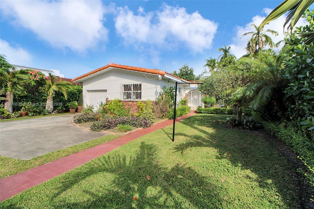 2711 Red Rd, Coral Gables, FL 33155 Photo