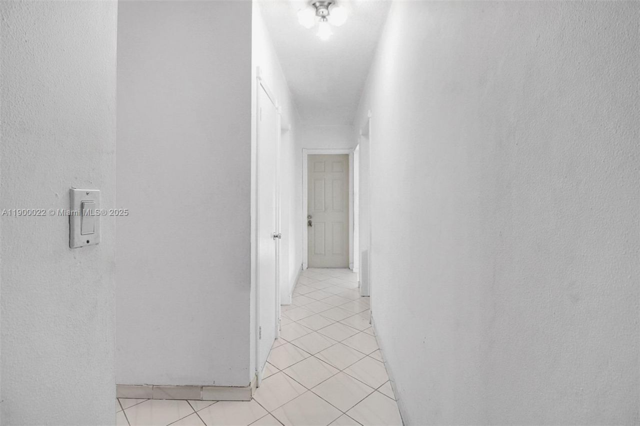 2711 Red Rd, Coral Gables, FL 33155 Photo