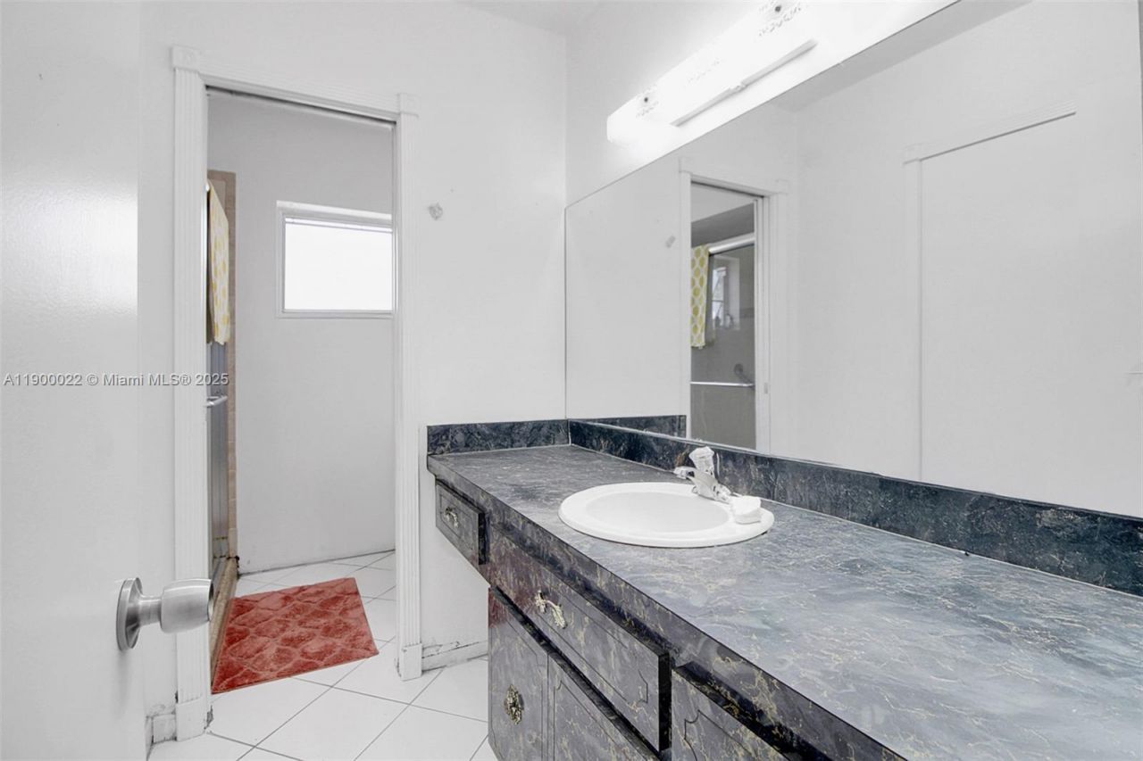 2711 Red Rd, Coral Gables, FL 33155 Photo