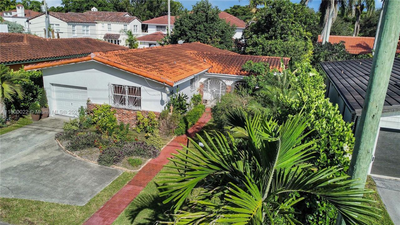 2711 Red Rd, Coral Gables, FL 33155 Photo