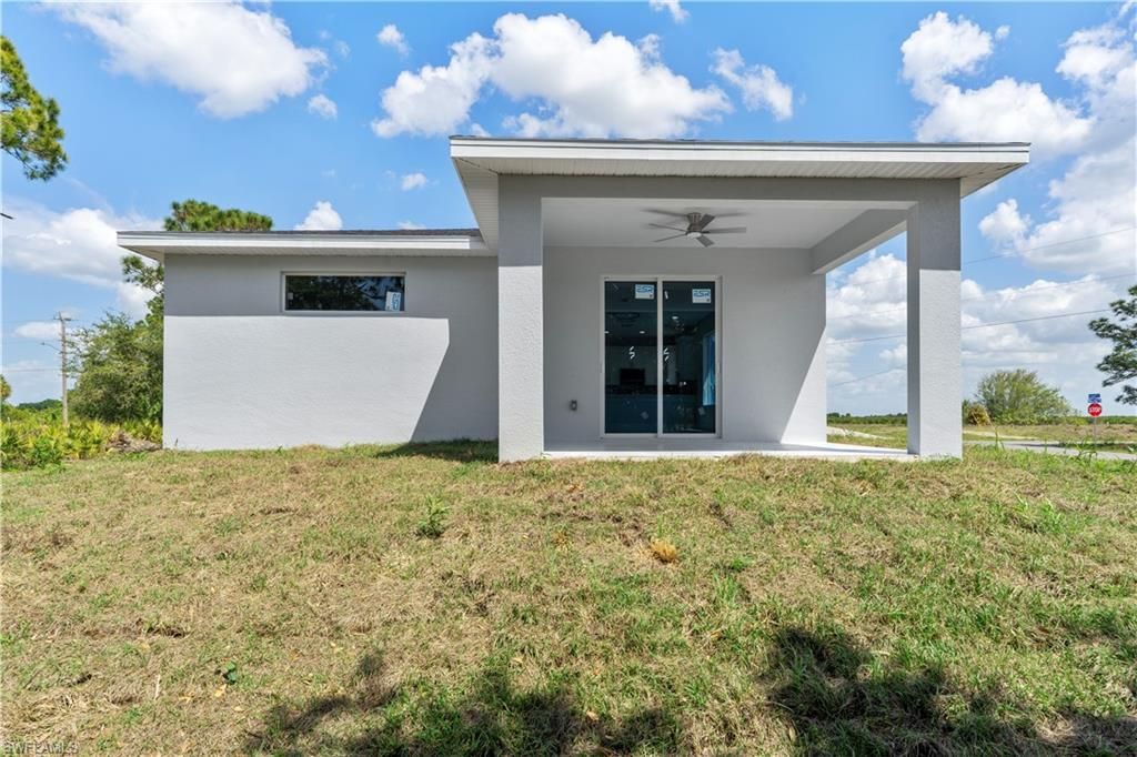842 Naples Ave S, Lehigh Acres, FL 33974 Photo