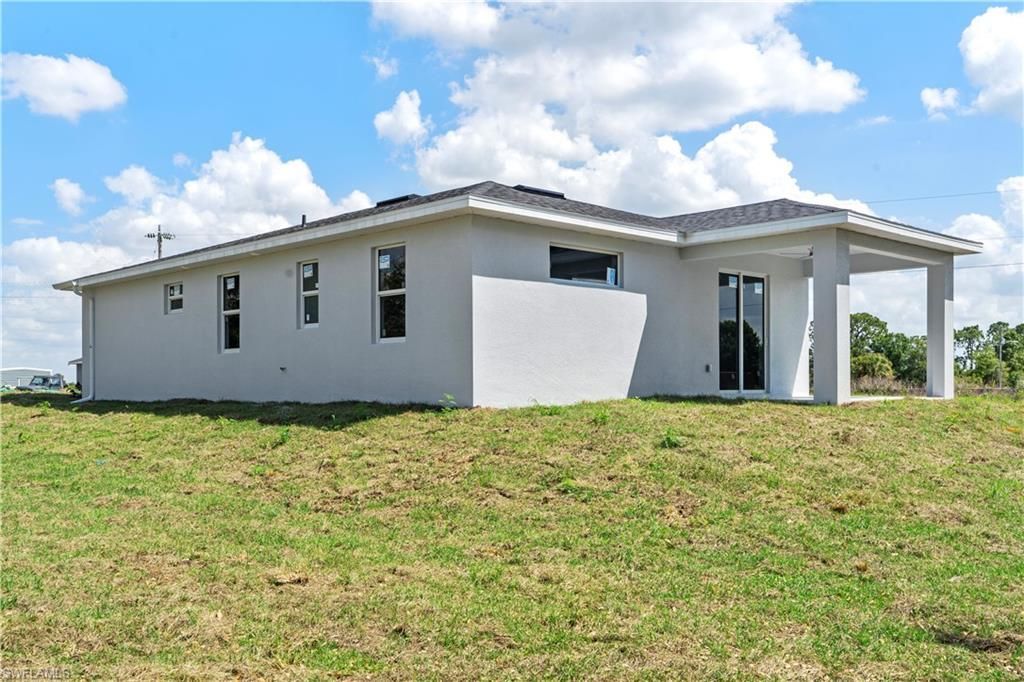 842 Naples Ave S, Lehigh Acres, FL 33974 Photo