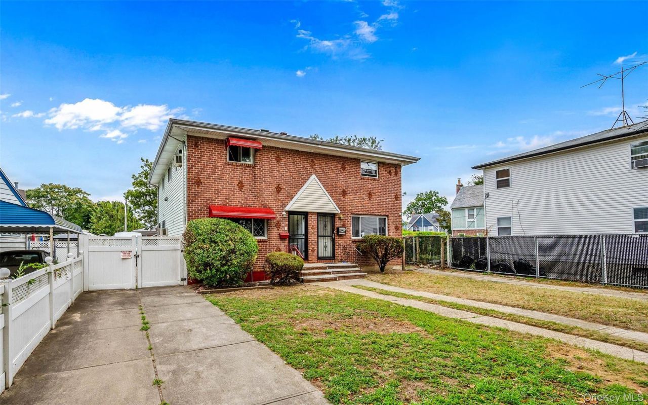132-20 Farmers Boulevard, Saint Albans, NY 11434 Main Photo