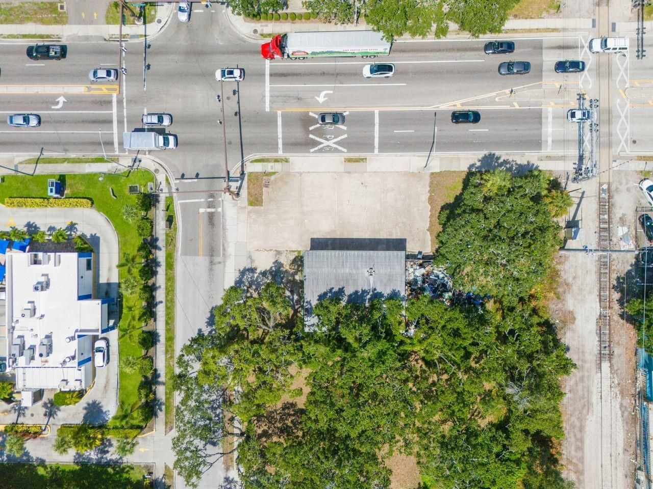 1000 N Washington Boulevard, Sarasota, FL 34236 Photo