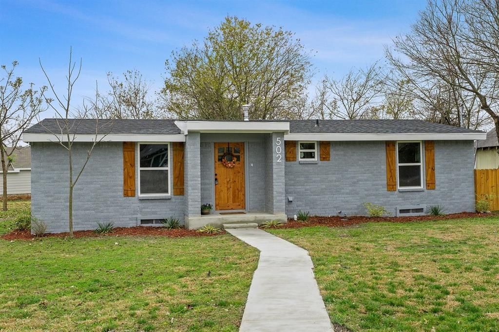 502 E Waco Street, Palmer, TX 75152 Main Photo