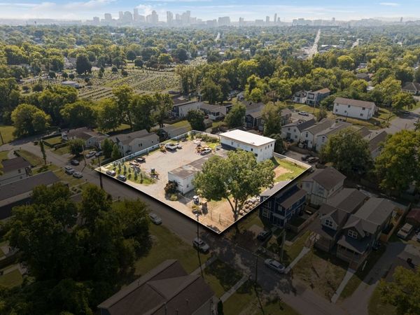 1715 Pecan St, Nashville, TN 37208