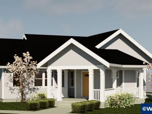 745 Yellowstone Dr S, Monmouth, OR 97361