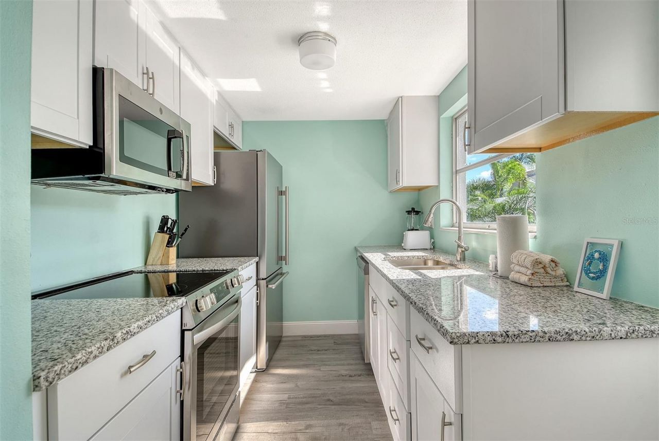 6020 Midnight Pass Road, Unit 42, Sarasota, FL 34242 Photo