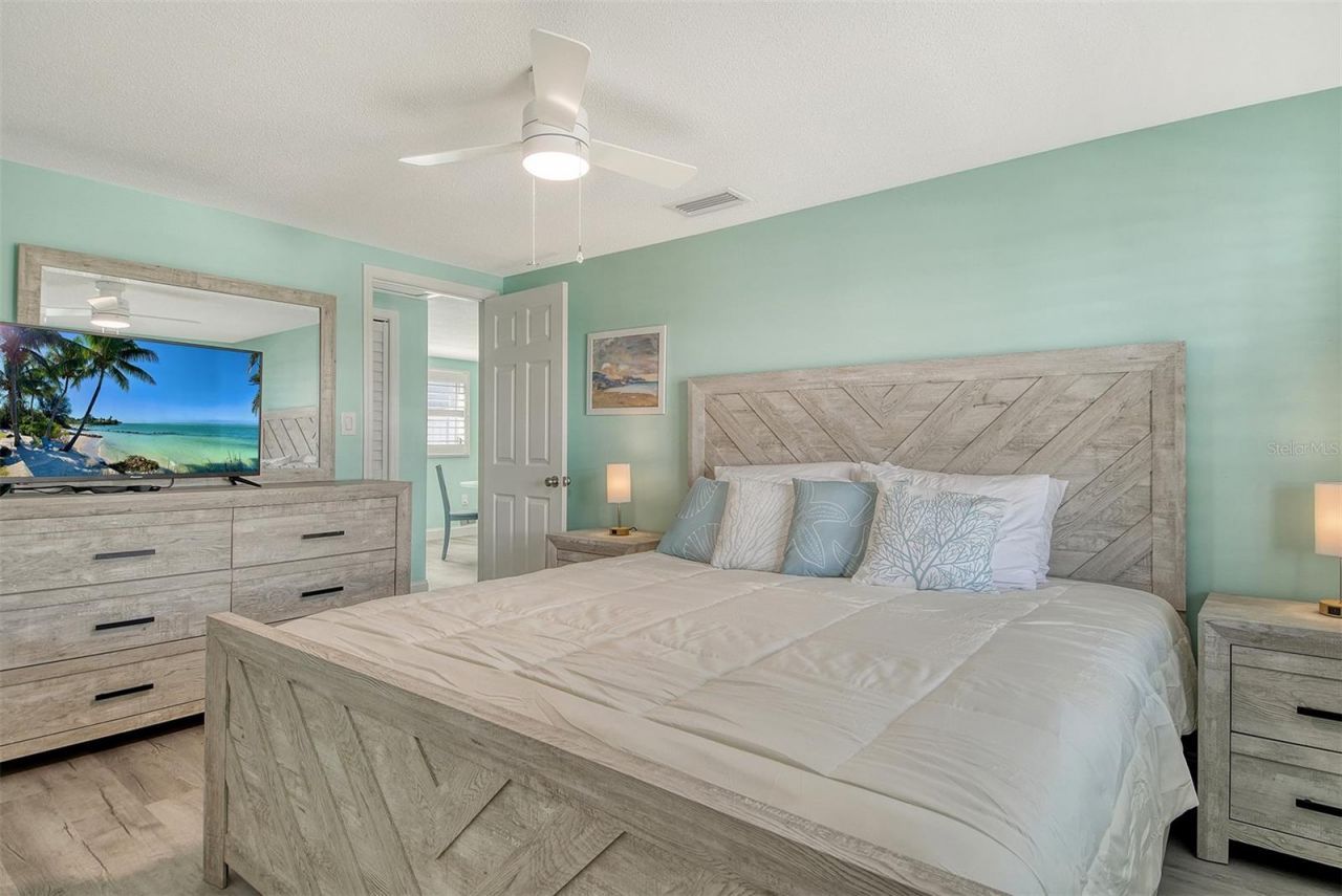 6020 Midnight Pass Road, Unit 42, Sarasota, FL 34242 Photo