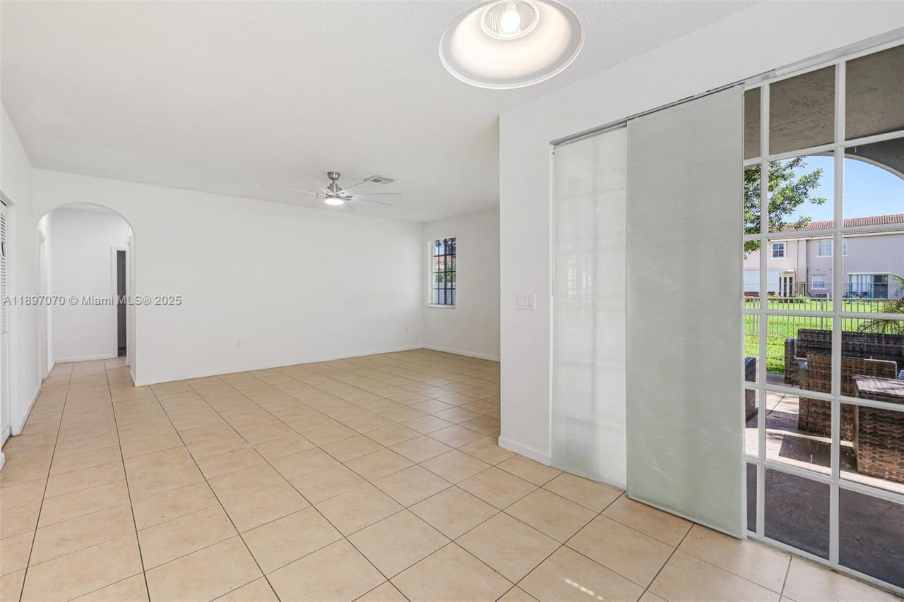 27381 SW 139 Pl, Homestead, FL 33032 Photo