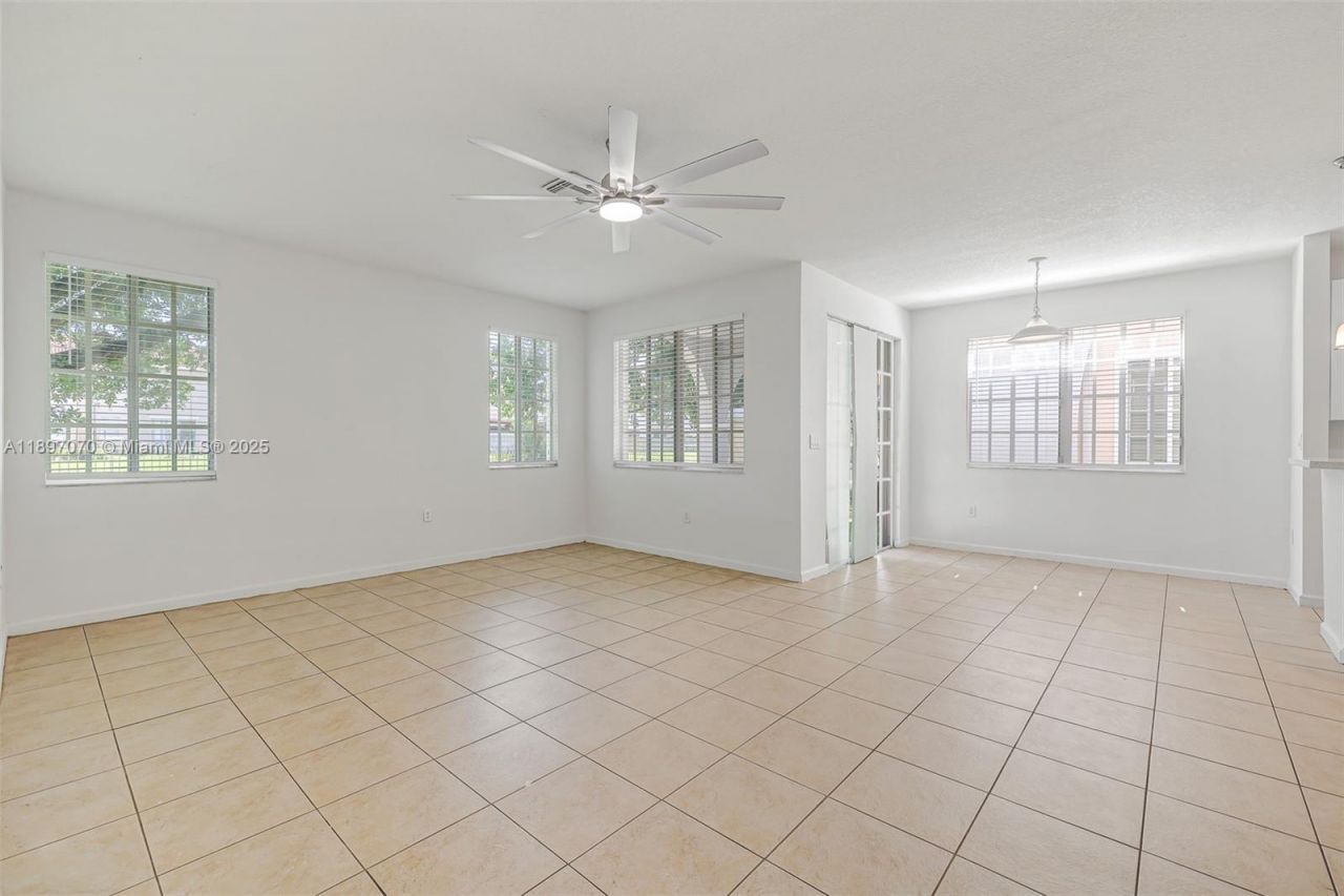 27381 SW 139 Pl, Homestead, FL 33032 Photo