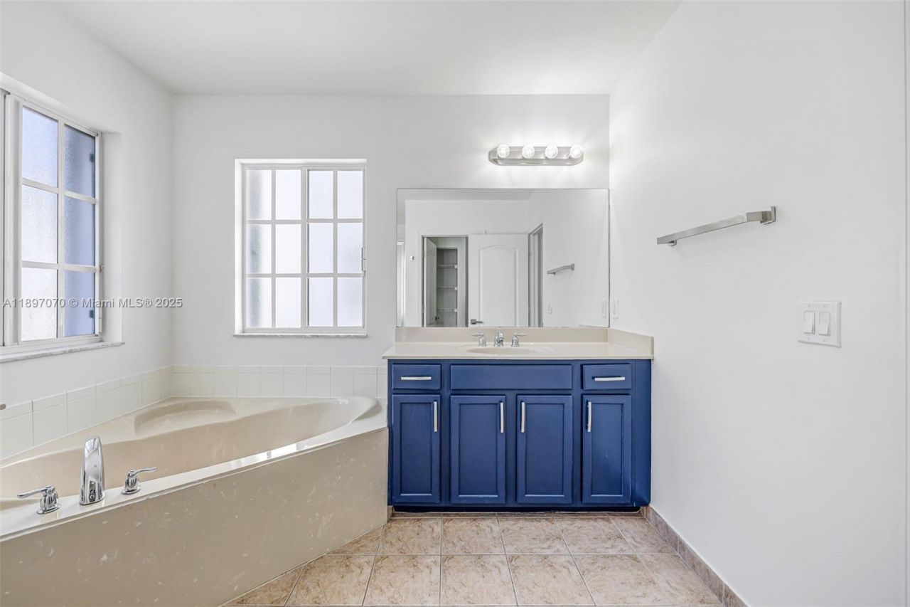 27381 SW 139 Pl, Homestead, FL 33032 Photo