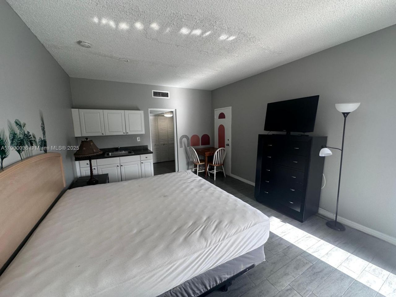 26 Diplomat Pkwy, Unit 2342, Hallandale Beach, FL 33009 Photo