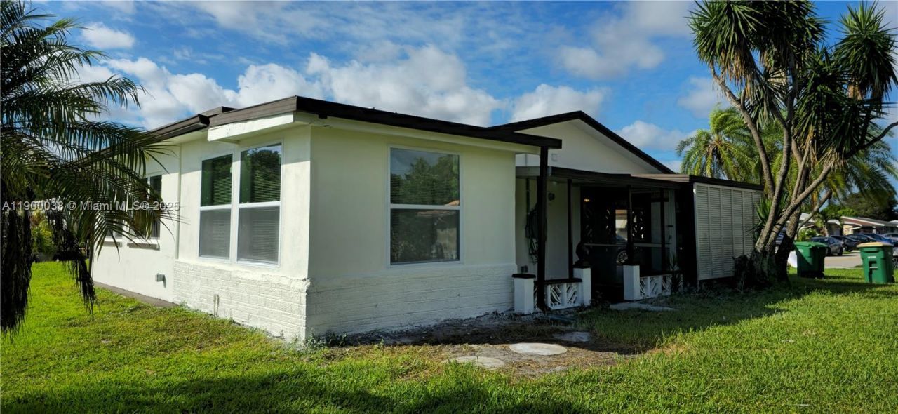 4404 NW 46th Way, Unit 4404, Tamarac, FL 33319 Photo