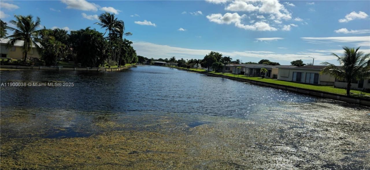 4404 NW 46th Way, Unit 4404, Tamarac, FL 33319 Photo