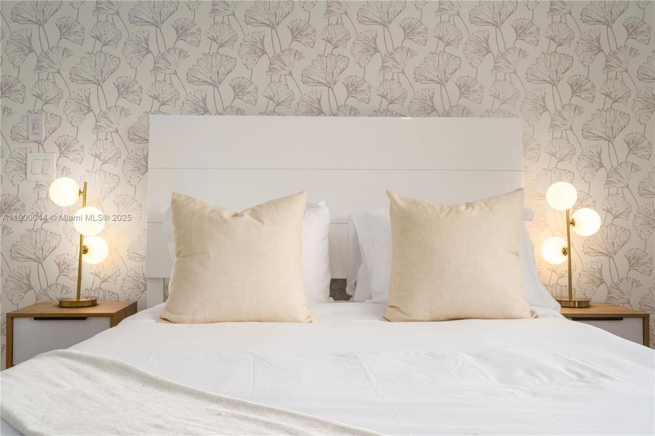 2827 S Indian River Dr, Fort Pierce, FL 34982 Photo