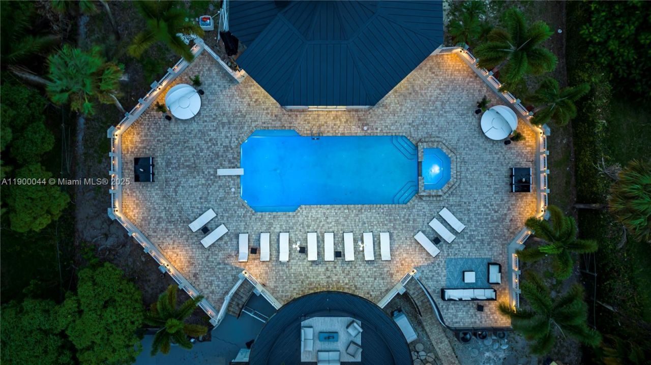 2827 S Indian River Dr, Fort Pierce, FL 34982 Photo