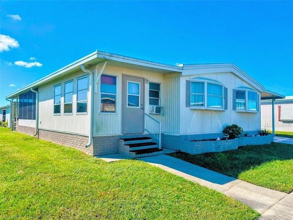 10 Hay ST, ALVA, FL 33920