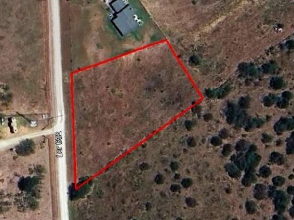 1.8 Acres LCR 632, Groesbeck, TX 76642