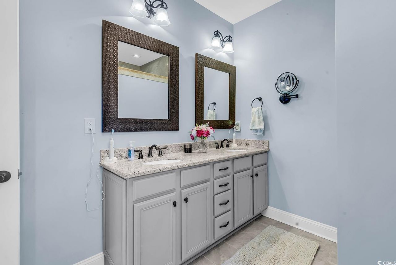 956 Corrado St. Photo 22