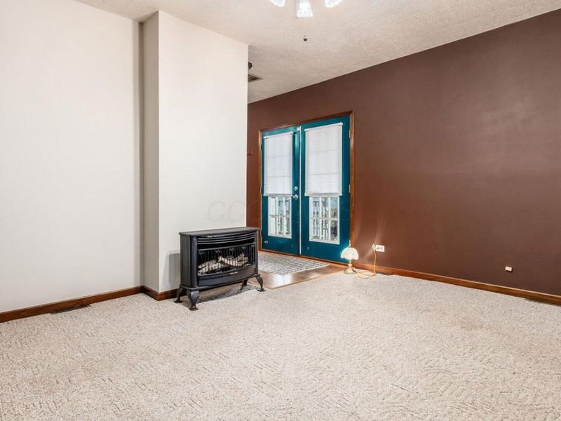 204 N Mulberry Street, Bremen, OH 43107 Photo 6