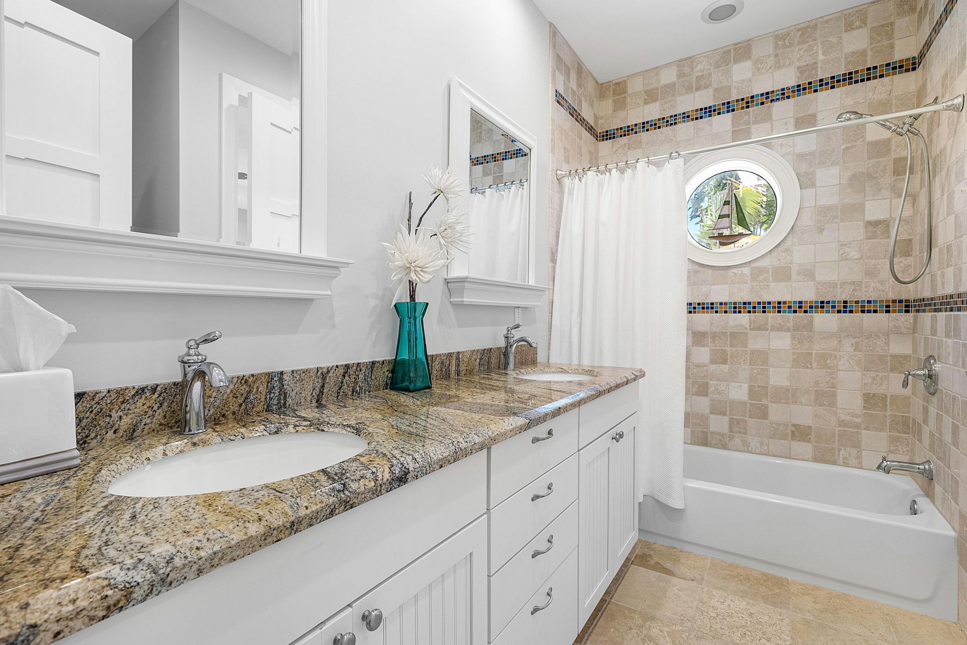 540 NE Spanish Trail, Boca Raton, FL 33432 Photo