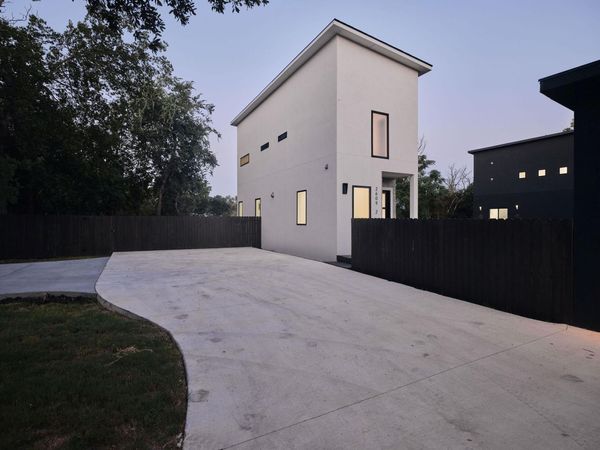 2609 Davis LN, Unit 2, Austin, TX 78745