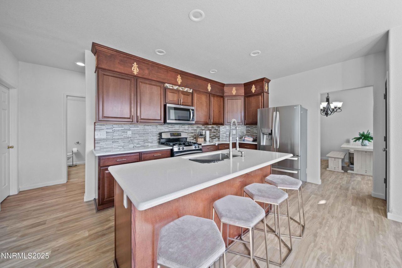 8451 Seal Beach Drive, Reno, NV 89506 Photo