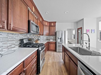 8451 Seal Beach Drive, Reno, NV 89506 Photo